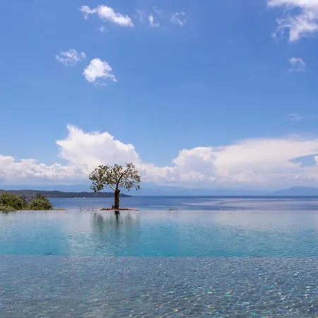 Villa Artemis - New Magnificent Beachfront With Infinity Pool!