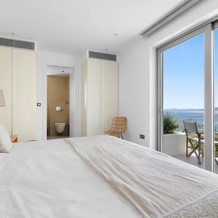 Artemis - New Magnificent Beachfront With Infinity Pool! Villa *