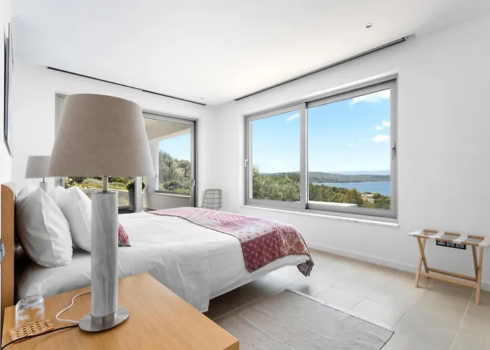 Villa Artemis - New Magnificent Beachfront With Infinity Pool!