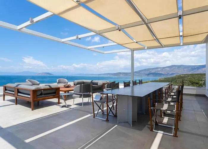 Artemis - New Magnificent Beachfront With Infinity Pool!