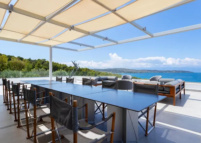 Artemis - New Magnificent Beachfront With Infinity Pool! *