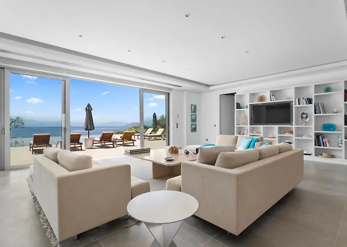 Villa Artemis - New Magnificent Beachfront With Infinity Pool! *